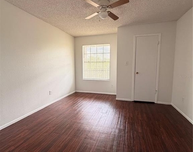 232 Afton Square - Photo Thumbnail 16