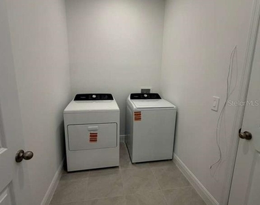 1789 Archer Drive - Photo Thumbnail 10