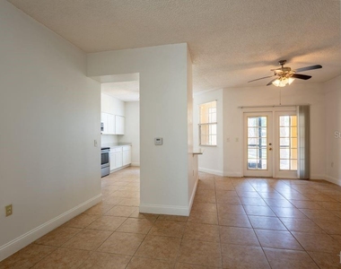 10873 Windsor Walk Drive - Photo Thumbnail 7