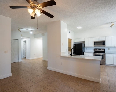 10873 Windsor Walk Drive - Photo Thumbnail 9