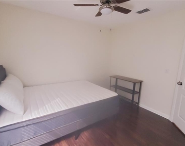 2308 Lily Pad Lane - Photo Thumbnail 73