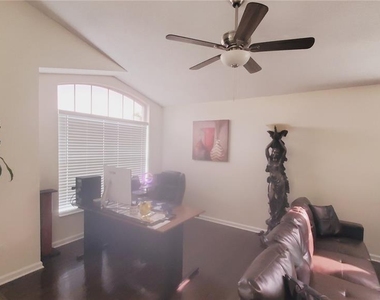 2308 Lily Pad Lane - Photo Thumbnail 16