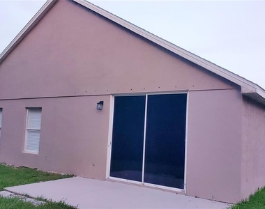 2308 Lily Pad Lane - Photo Thumbnail 8