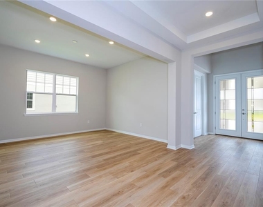 450 Winter Grove Boulevard - Photo Thumbnail 25