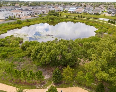 450 Winter Grove Boulevard - Photo Thumbnail 14