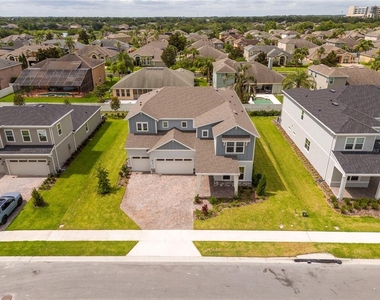 450 Winter Grove Boulevard - Photo Thumbnail 2