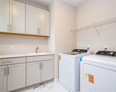 450 Winter Grove Boulevard - Photo Thumbnail 93