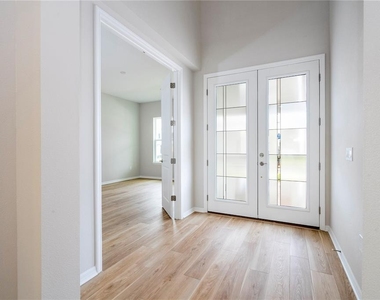 450 Winter Grove Boulevard - Photo Thumbnail 20