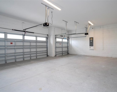 450 Winter Grove Boulevard - Photo Thumbnail 54