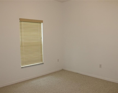 339 Mariners Gate Drive - Photo Thumbnail 10