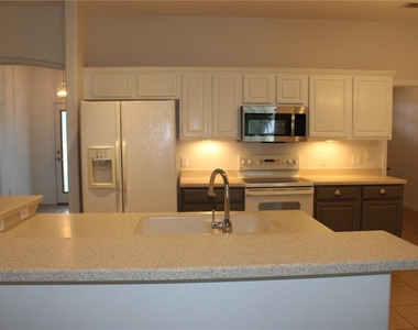 339 Mariners Gate Drive - Photo Thumbnail 18