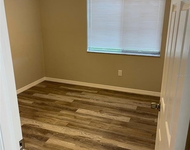 4246 Hokan Avenue - Photo Thumbnail 8