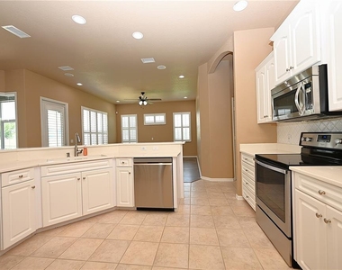 2618 High Ridge Drive - Photo Thumbnail 6