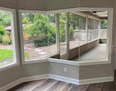 4072 Nw 37th Terrace - Photo Thumbnail 8