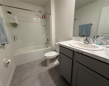 17425 Nw 173 Road - Photo Thumbnail 12