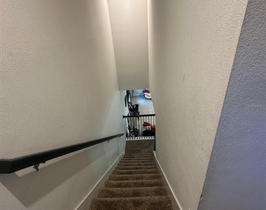 1382 Riley Circle - Photo Thumbnail 5