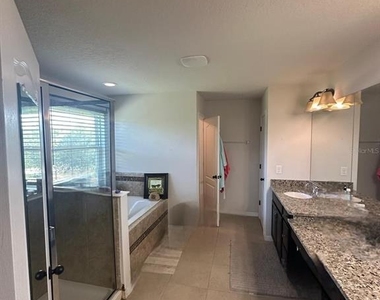 1382 Riley Circle - Photo Thumbnail 16