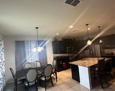 1382 Riley Circle - Photo Thumbnail 9
