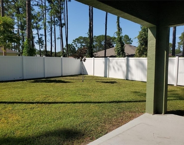 7 Empire Lane - Photo Thumbnail 15