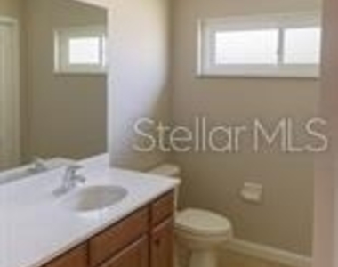 104 S Coopers Hawk Way - Photo Thumbnail 8
