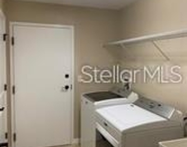 104 S Coopers Hawk Way - Photo Thumbnail 11