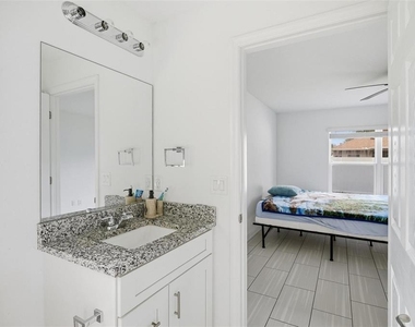 4 Lynton Place - Photo Thumbnail 27