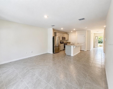 13 Bella Oaks Dr Drive - Photo Thumbnail 12