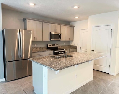 13 Bella Oaks Dr Drive - Photo Thumbnail 7