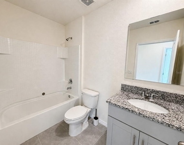 13 Bella Oaks Dr Drive - Photo Thumbnail 14