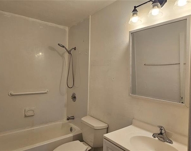 1205 Academy Boulevard - Photo Thumbnail 10