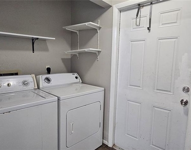 1205 Academy Boulevard - Photo Thumbnail 11
