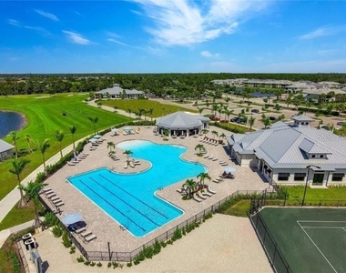 14194 Heritage Landing Boulevard - Photo Thumbnail 33