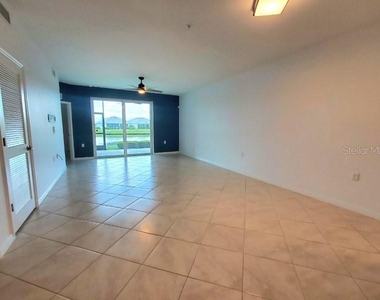 14194 Heritage Landing Boulevard - Photo Thumbnail 23