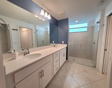 14194 Heritage Landing Boulevard - Photo Thumbnail 30