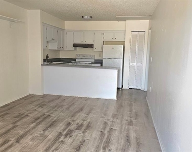 21150 Gertrude Avenue - Photo Thumbnail 2