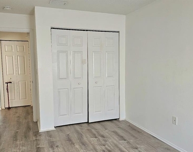 21150 Gertrude Avenue - Photo Thumbnail 6