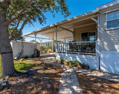 3004 Bamboo Court - Photo Thumbnail 28