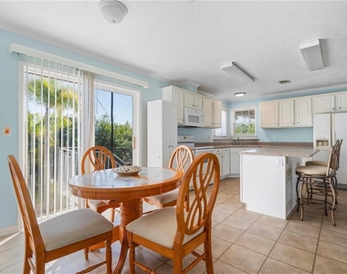 3004 Bamboo Court - Photo Thumbnail 15
