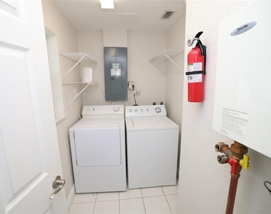 3641 Stokes Drive - Photo Thumbnail 14