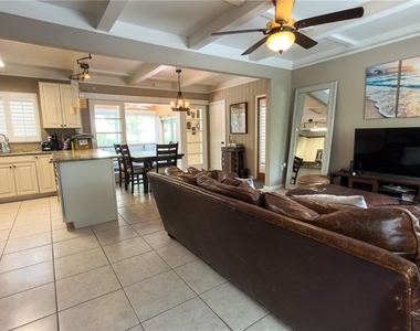 2475 W Paulstan Court - Photo Thumbnail 2