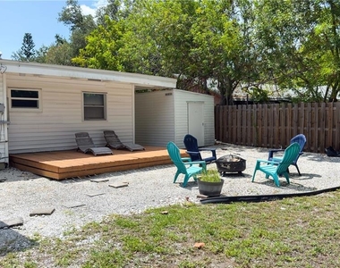 2475 W Paulstan Court - Photo Thumbnail 13