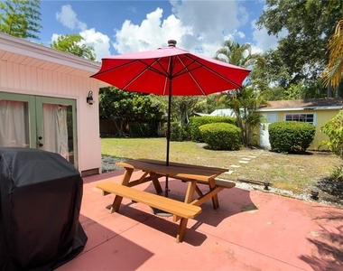 2475 W Paulstan Court - Photo Thumbnail 1