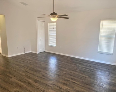 5440 Kensington Street - Photo Thumbnail 1