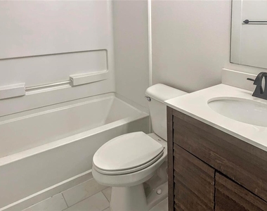 5440 Kensington Street - Photo Thumbnail 7
