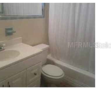 2711 Lynnhurst Street - Photo Thumbnail 4