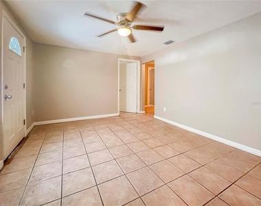 2137 Roselawn Street - Photo Thumbnail 2
