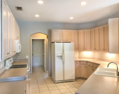 11711 Winding Woods Way - Photo Thumbnail 2