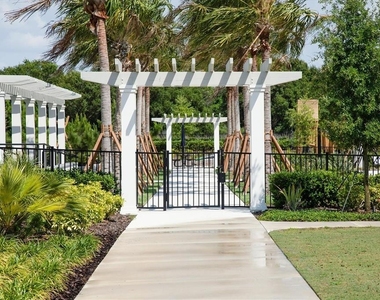 8113 Sternway Road - Photo Thumbnail 43
