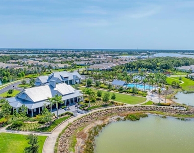 8113 Sternway Road - Photo Thumbnail 81