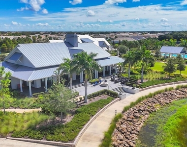 8113 Sternway Road - Photo Thumbnail 73